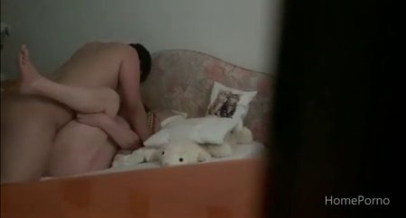 молодой зять ебет свою тещу и снимает на телефон